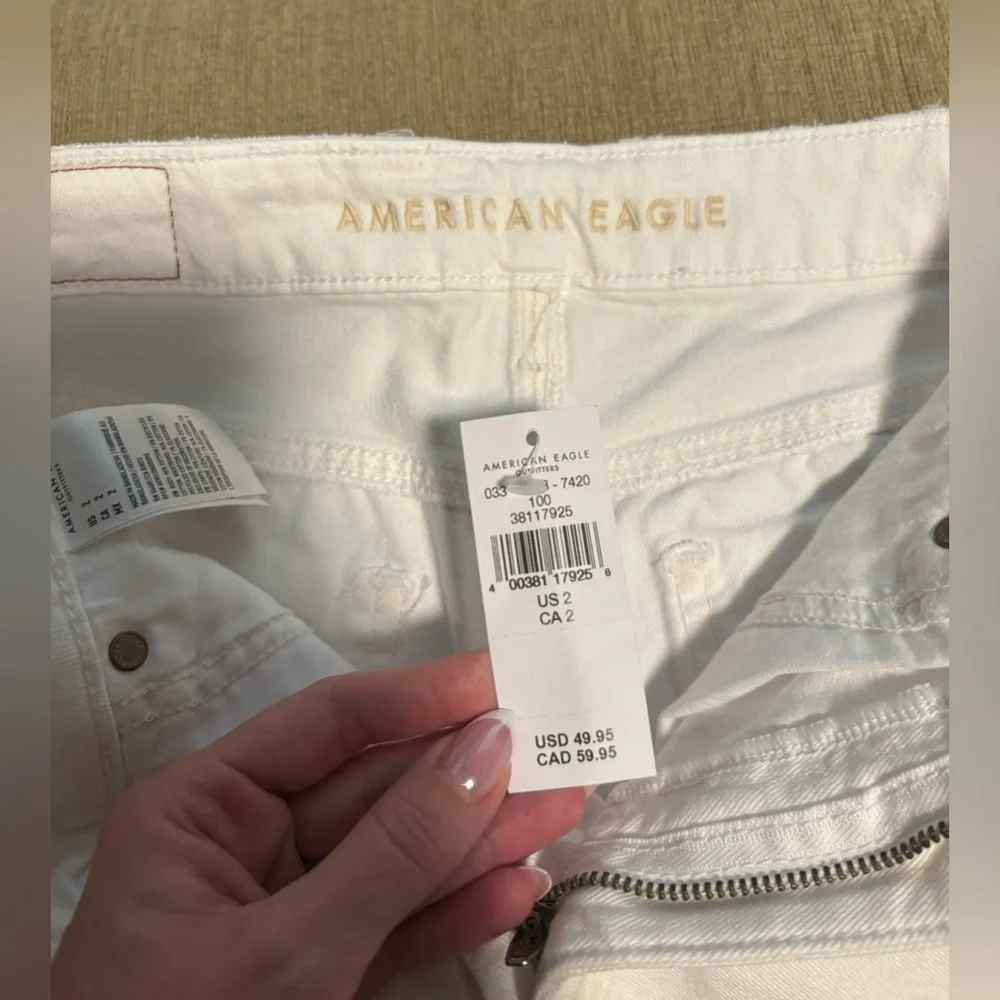American Eagle White Jean Shorts - Picture 2 of 5